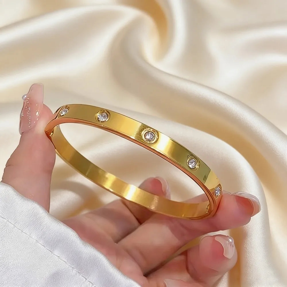 Bracelet Jonc Acier Inoxydable Plaqué Or | Luxe Femme | Cadeau Fête des Mères | Bijou Mode