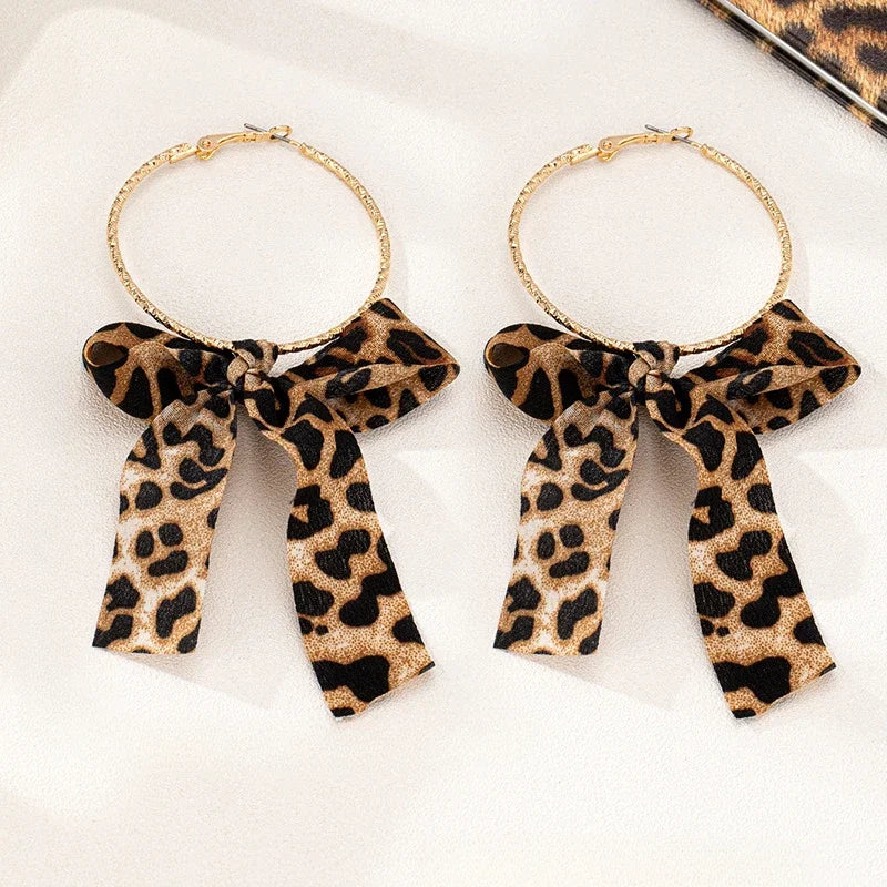 Hoop Earrings For Women Girls Personality Temperament Metal Circle Bow Ear Accessories Holiday Party Fashion Jewelry BE579
